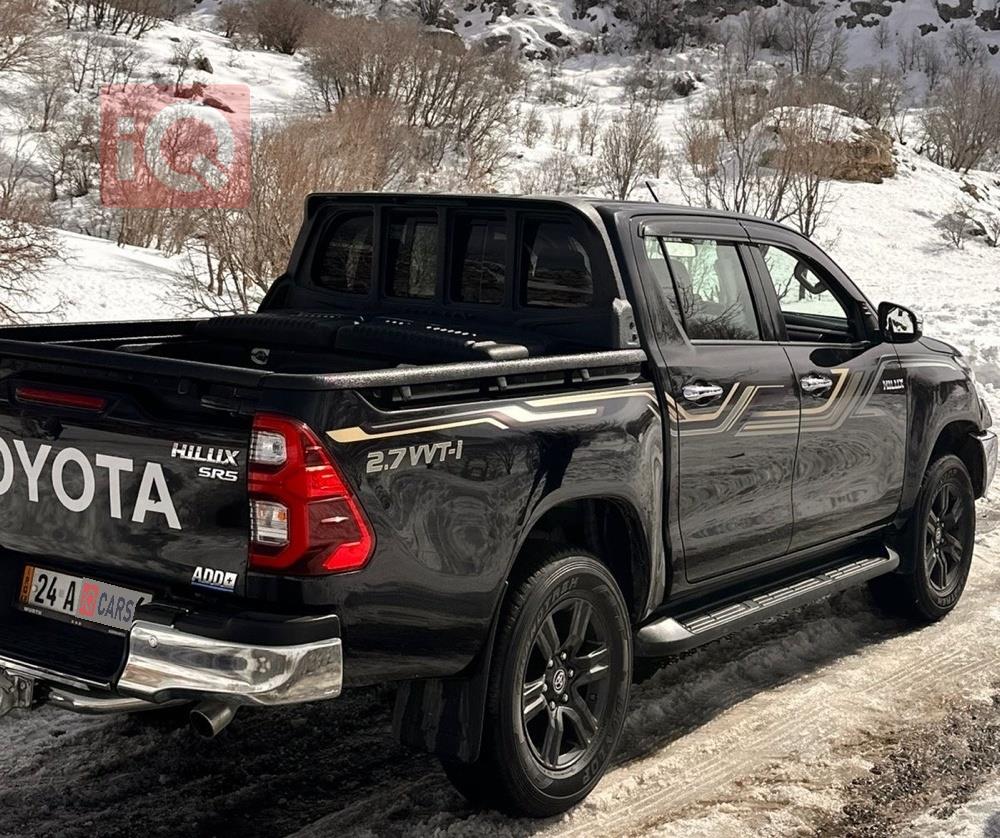 تويوتا هايلوكس